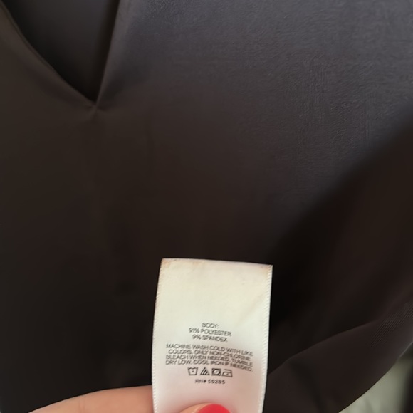 NWOT Express Body Contour Double Layer V-neck Tee - Brown - Picture 6 of 8